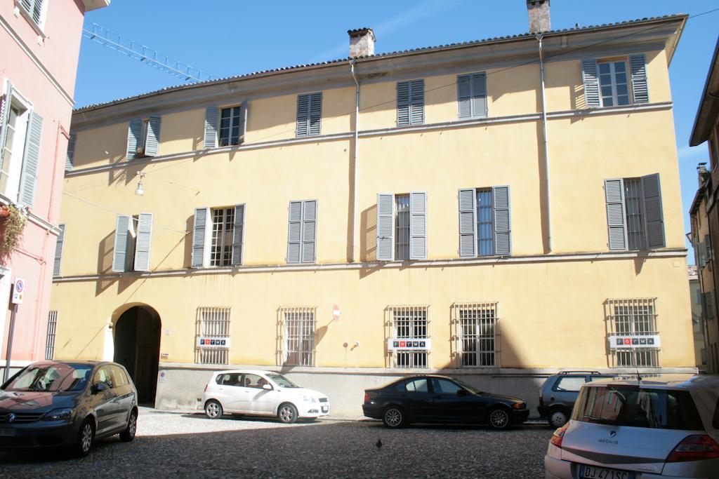 Luigi In Palazzo Bianchi Hotel Parma Ruang foto