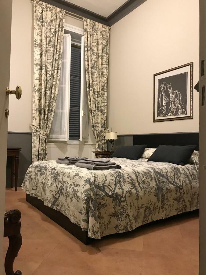 Luigi In Palazzo Bianchi Hotel Parma Bagian luar foto