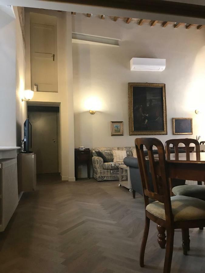 Luigi In Palazzo Bianchi Hotel Parma Bagian luar foto