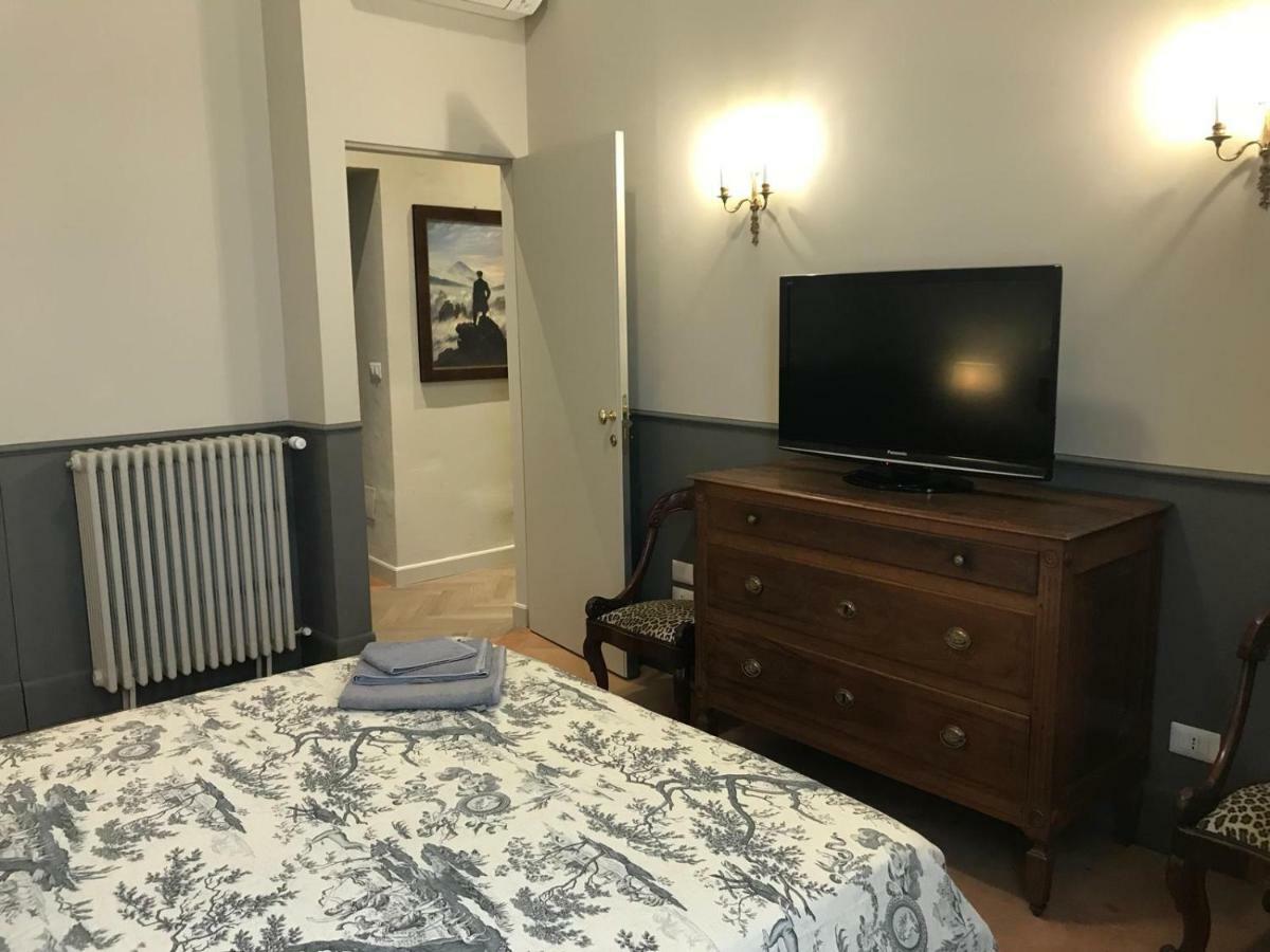 Luigi In Palazzo Bianchi Hotel Parma Bagian luar foto