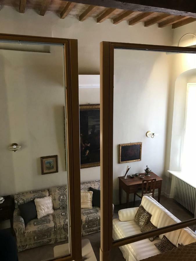 Luigi In Palazzo Bianchi Hotel Parma Bagian luar foto