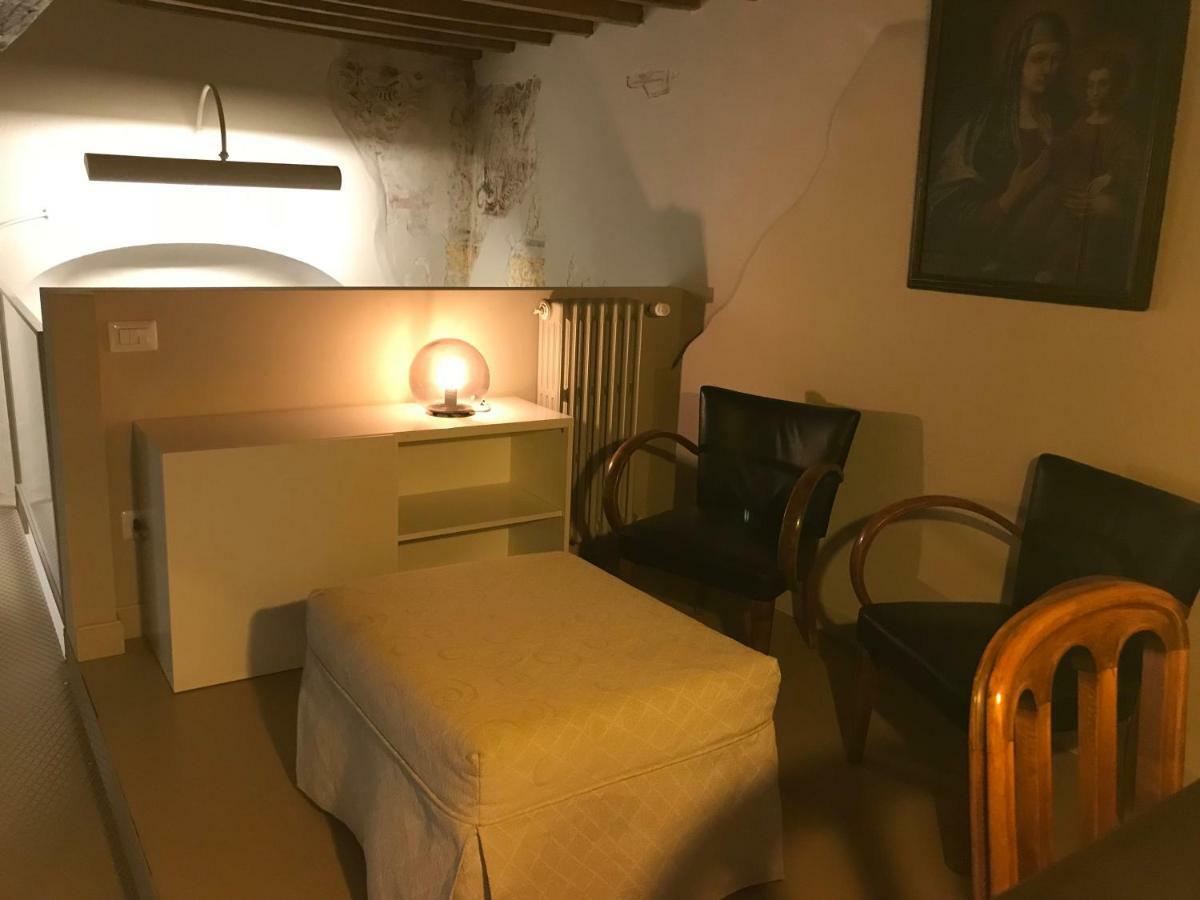 Luigi In Palazzo Bianchi Hotel Parma Bagian luar foto