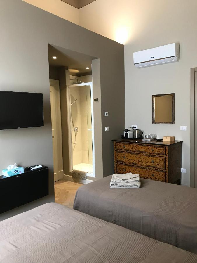Luigi In Palazzo Bianchi Hotel Parma Bagian luar foto